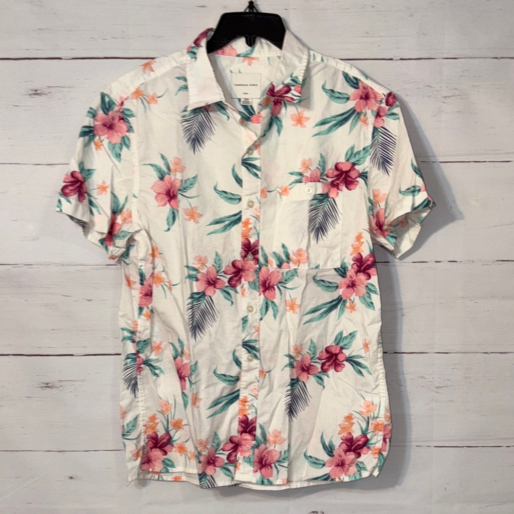 American Eagle Outfitters Floral Shirt - White with Pink and Green